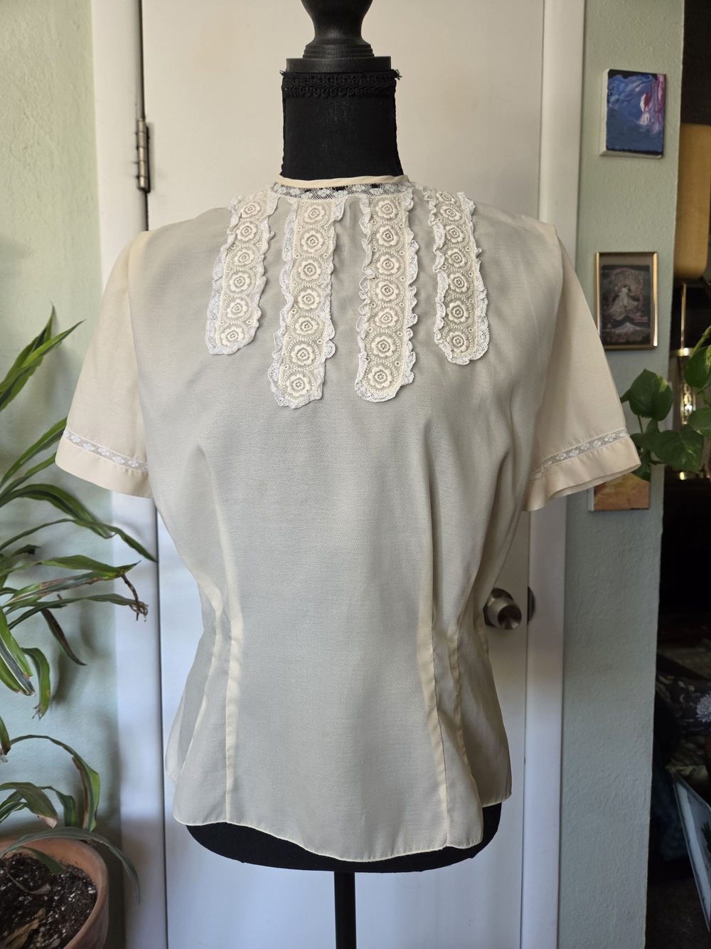 Vintage Lace-Trim Cream Women's Blouse